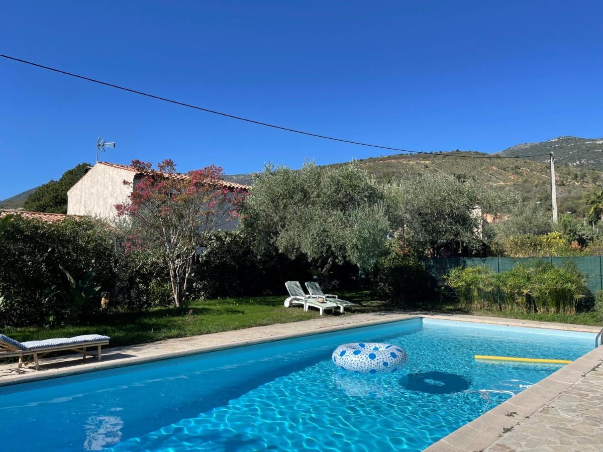 Bas De Villa Avec Acces Piscine Pres De Nice Cannes Monaco Carros Kültér fotó